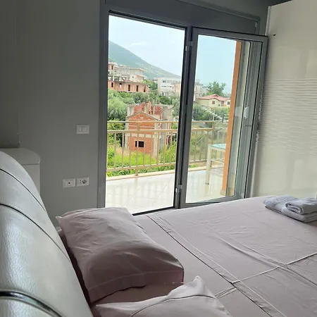Shtepia E Ervinit Appartement