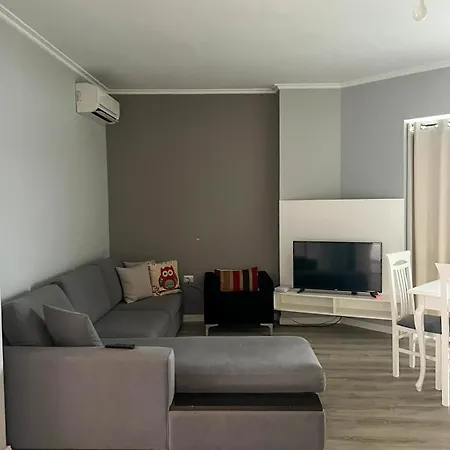 Appartement Shtepia E Ervinit *